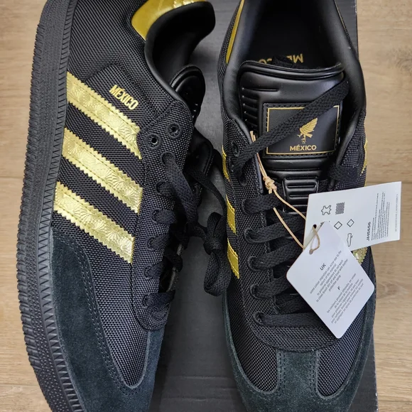 adidas gazelle silver green womens adidas Mexico Samba Indoor Shoes main image 0